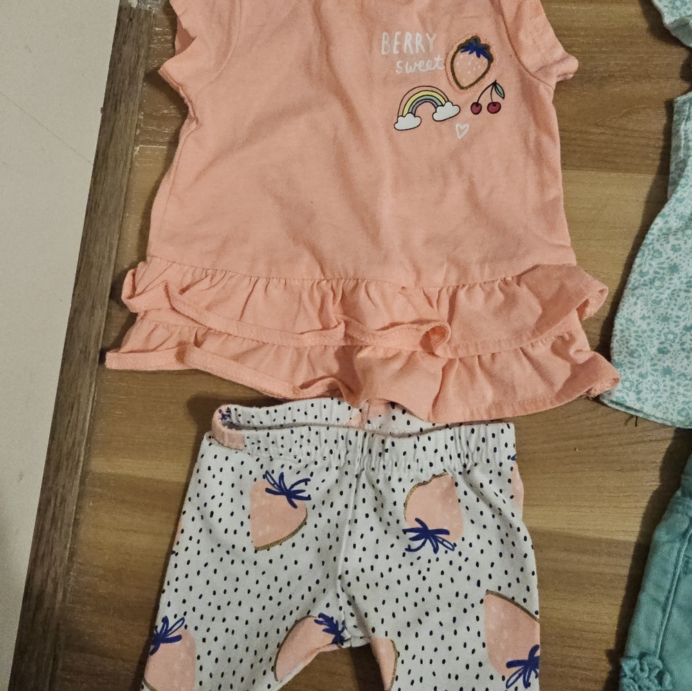 Baby clothes bundle - Picture 2 of 14